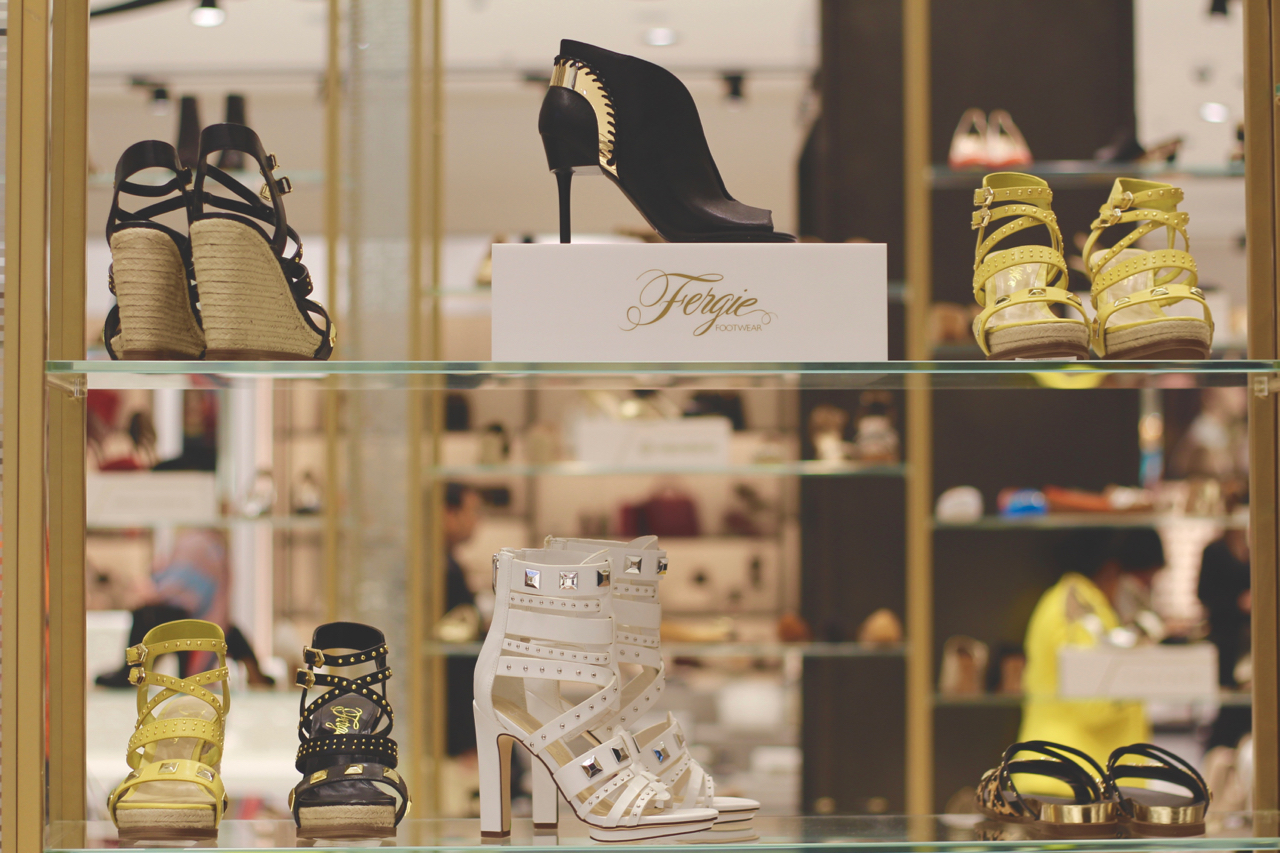 Shoe Gallery Opens In Yas Mall Abu Dhabi The Thrift Trip A